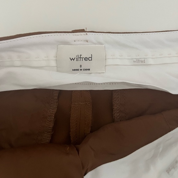 Aritzia Wilfred Anthem Short - Picture 3 of 5